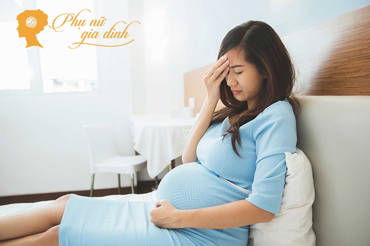 Các vấn đề mang thai bao gồm chăm sóc trước khi mang thai và chăm sóc trước khi sinh